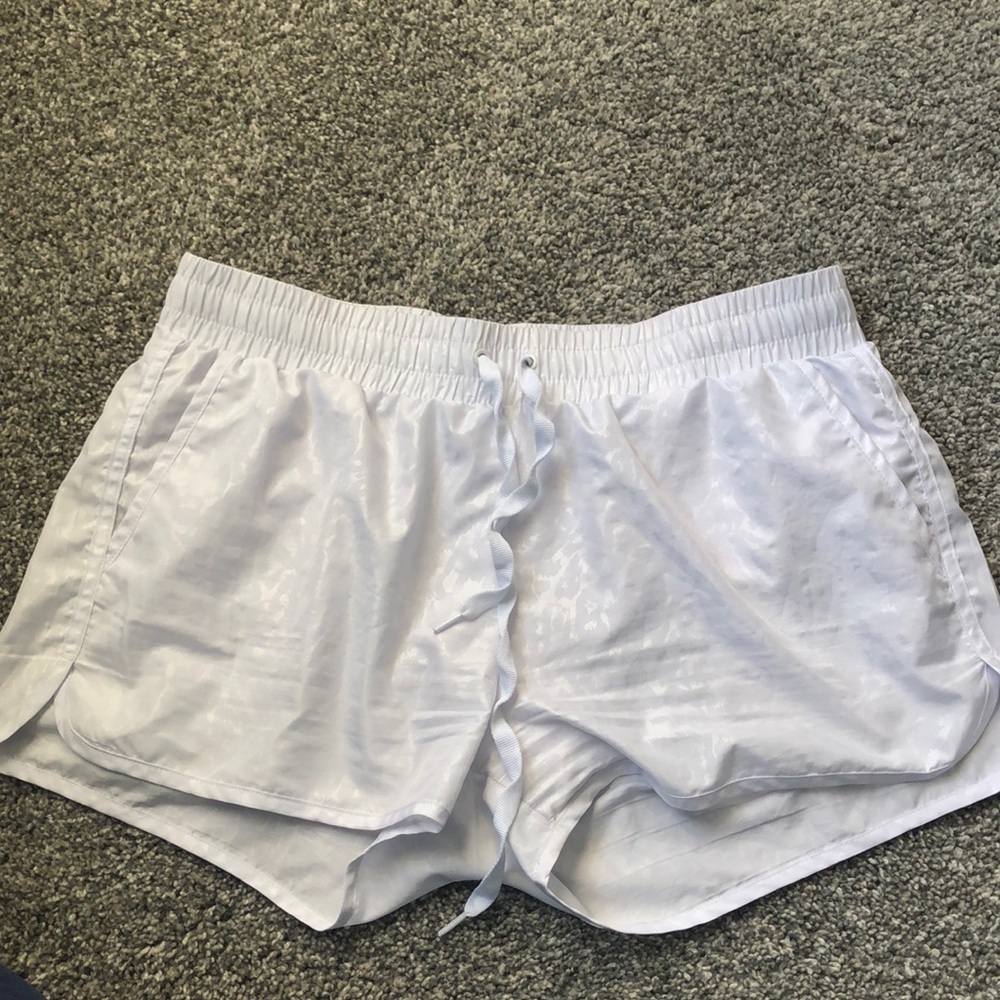 Zyia xl bomber short